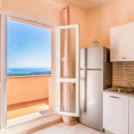 Alba Del Mare Apartment